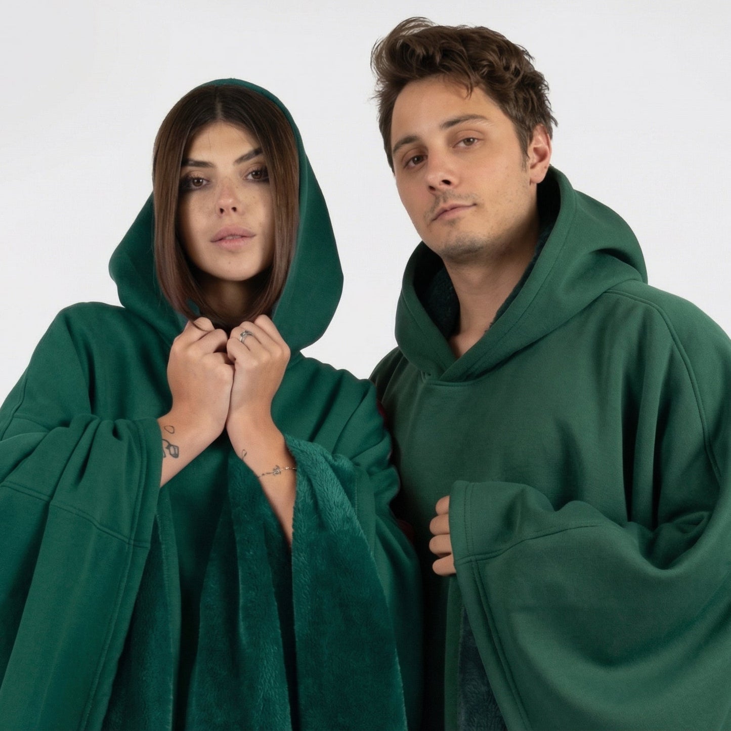 SessizSerinlik Kapüşonlu Battaniye